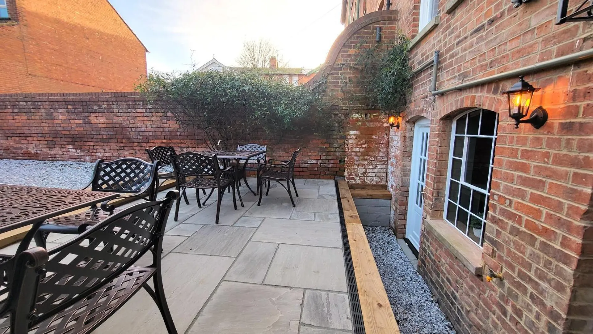St Michaels Town House - Elegant And Large Holiday Home In The Heart Of Gloucester 0*,