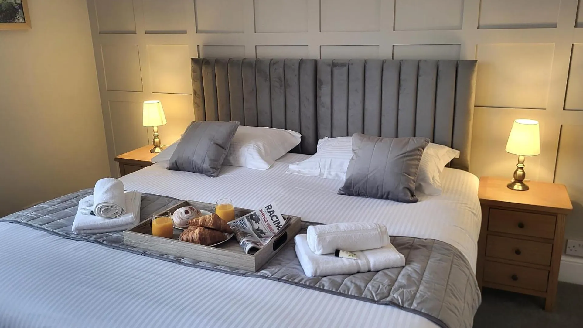 St Michaels Town House - Elegant And Large Holiday Home In The Heart Of Gloucester United Kingdom
